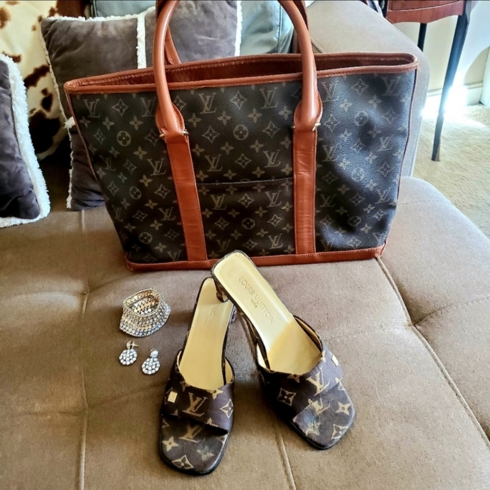 💯 Louis Vuitton  Slides Heels 8.5 -9